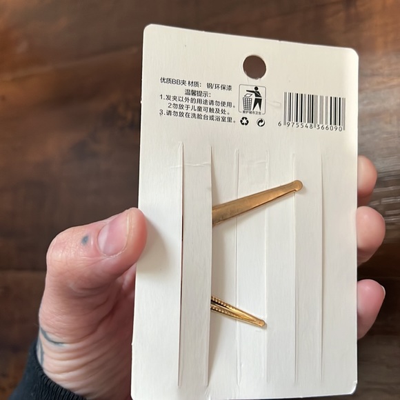 NWT Sanrio Hair Clips! - Picture 4 of 4